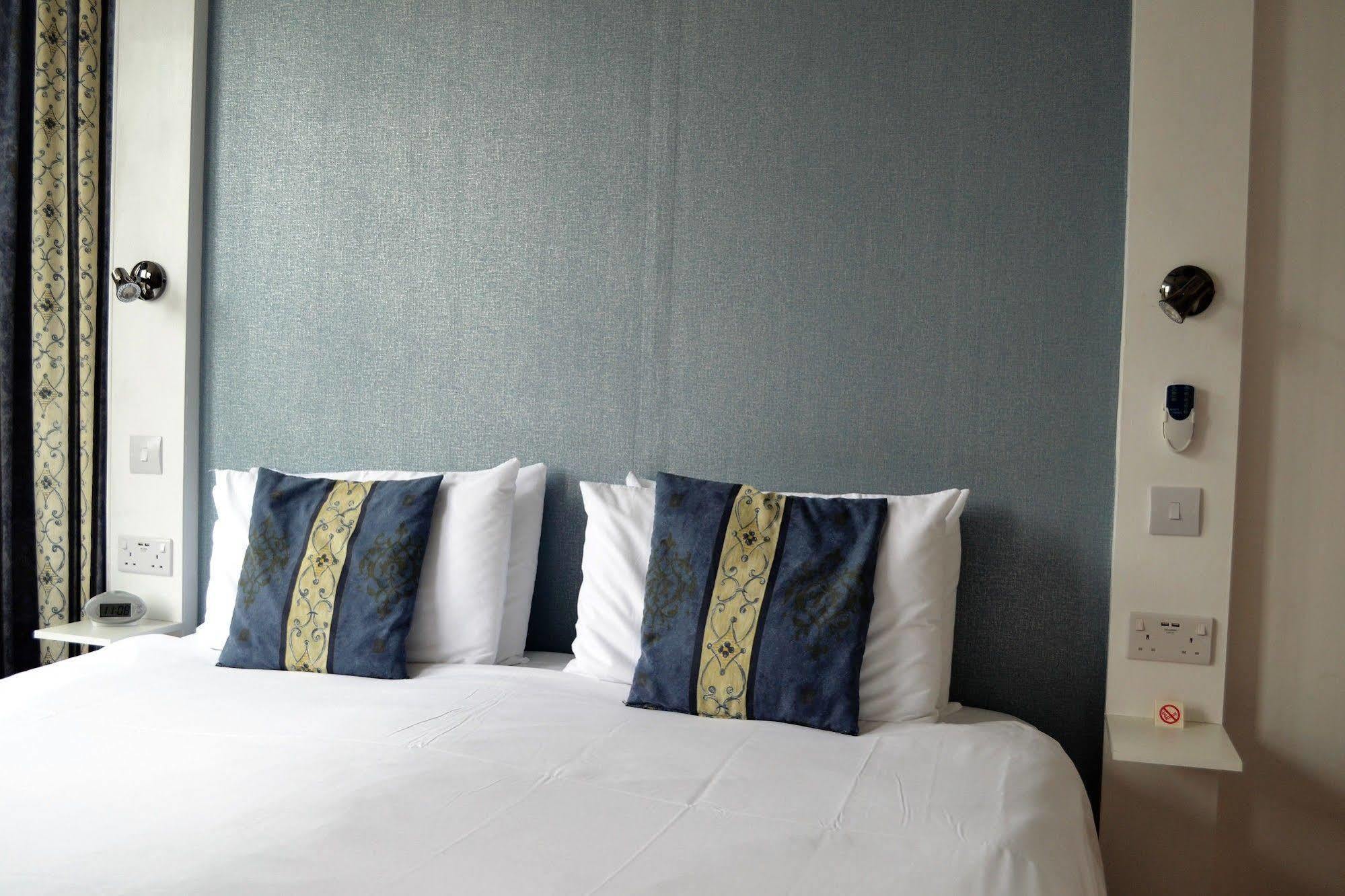 Carrington Guest house